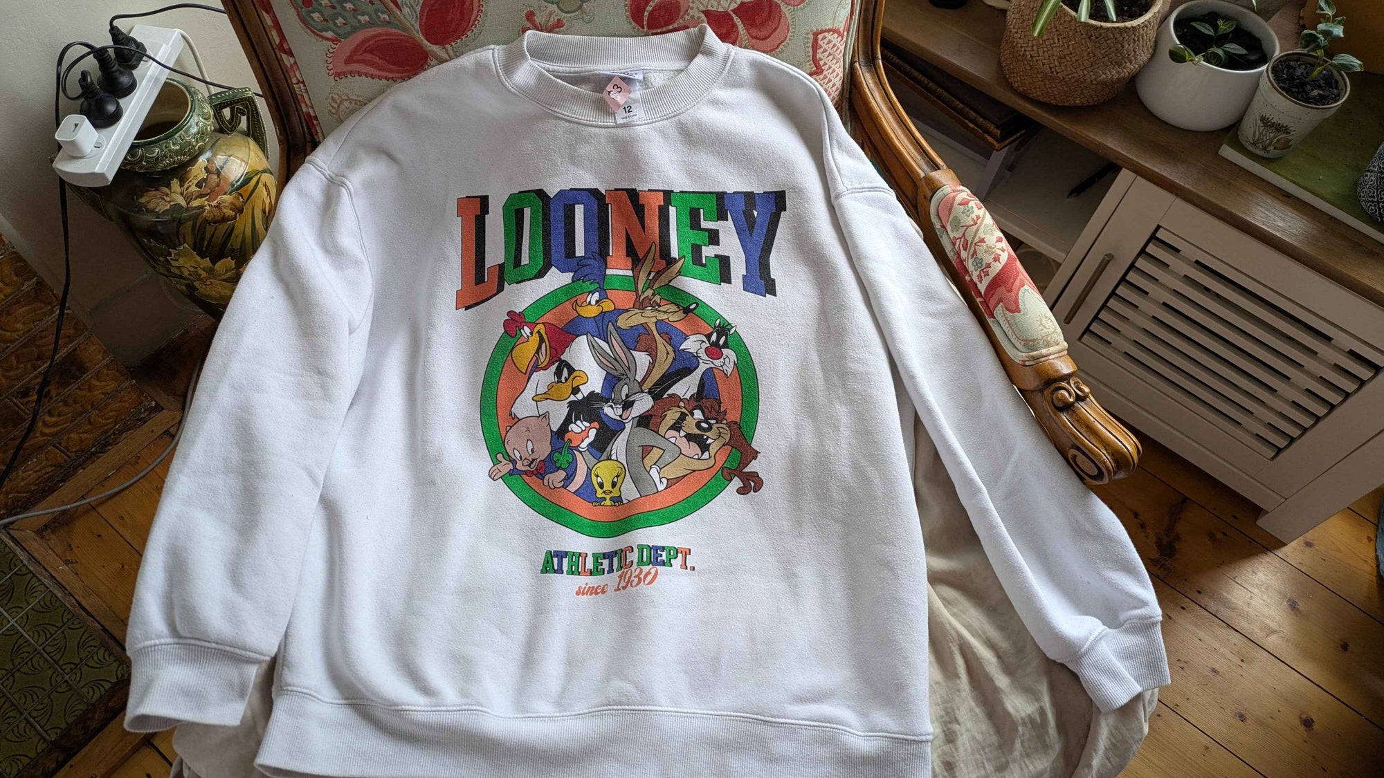 Mystery Box - Surprise Fashion & Homewares Thrift Haul